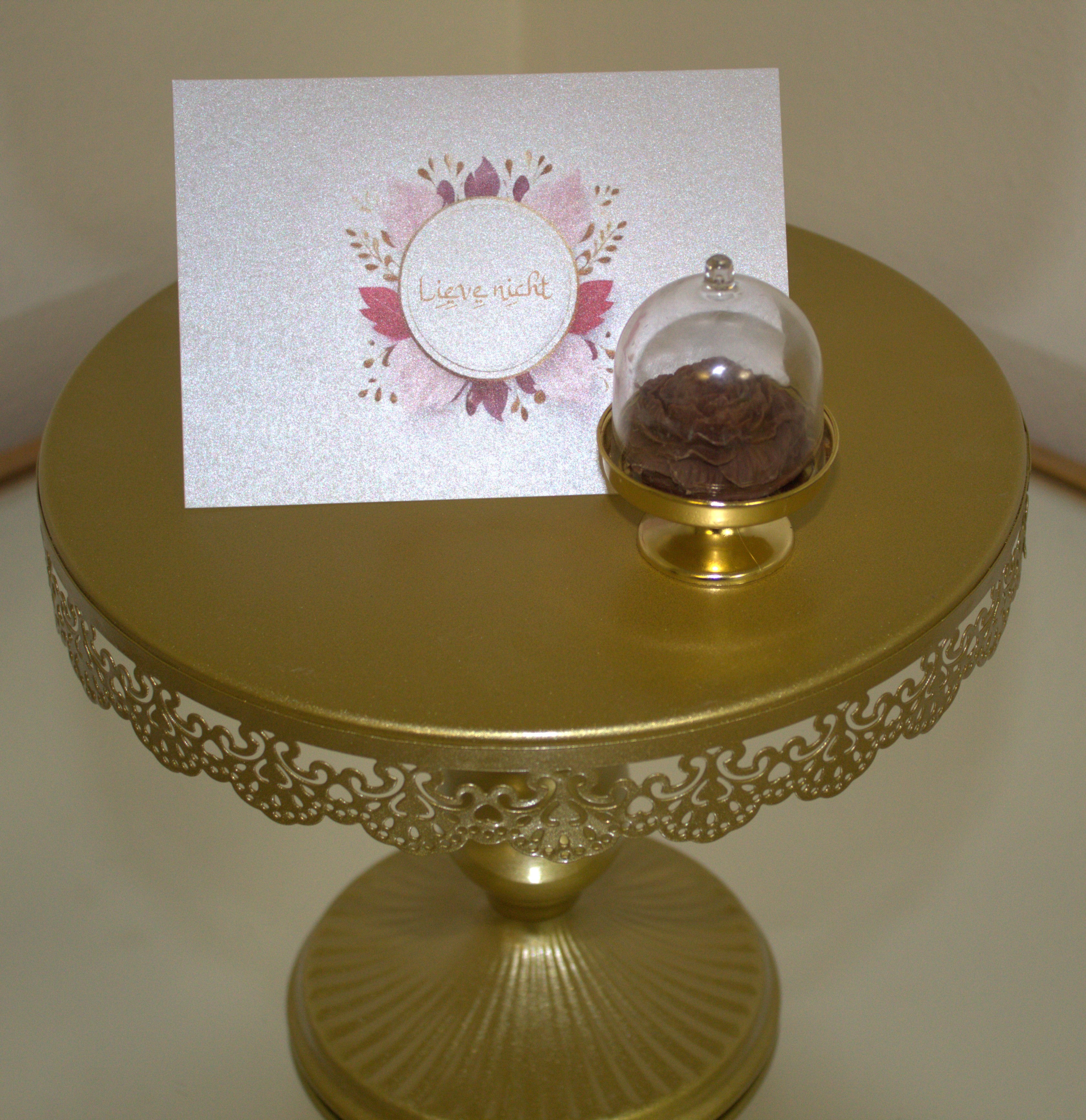 Chocolade roos in melk, puur of wit – gevuld met sellou of dubai chocolade